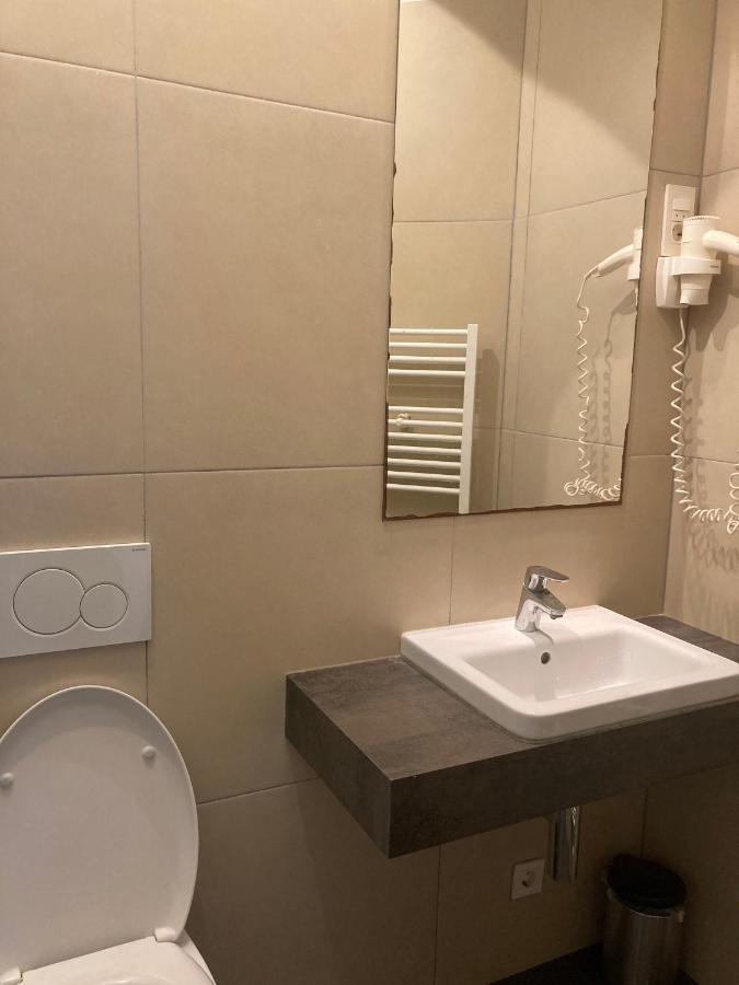 Tiny Twix Room In The City Centre Любляна Экстерьер фото